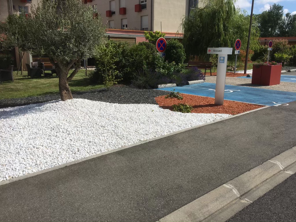 MURET SERVICES PAYSAGISTE Entretien Et Creation Jardin Muret IMG 3231